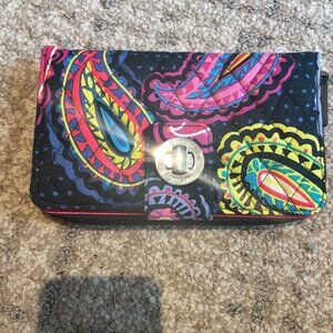 VERA BRADLEY TURNLOCK WALLET